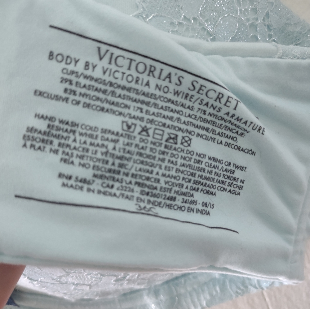 3 Victoria's Secret 36C - Picture 8 of 9